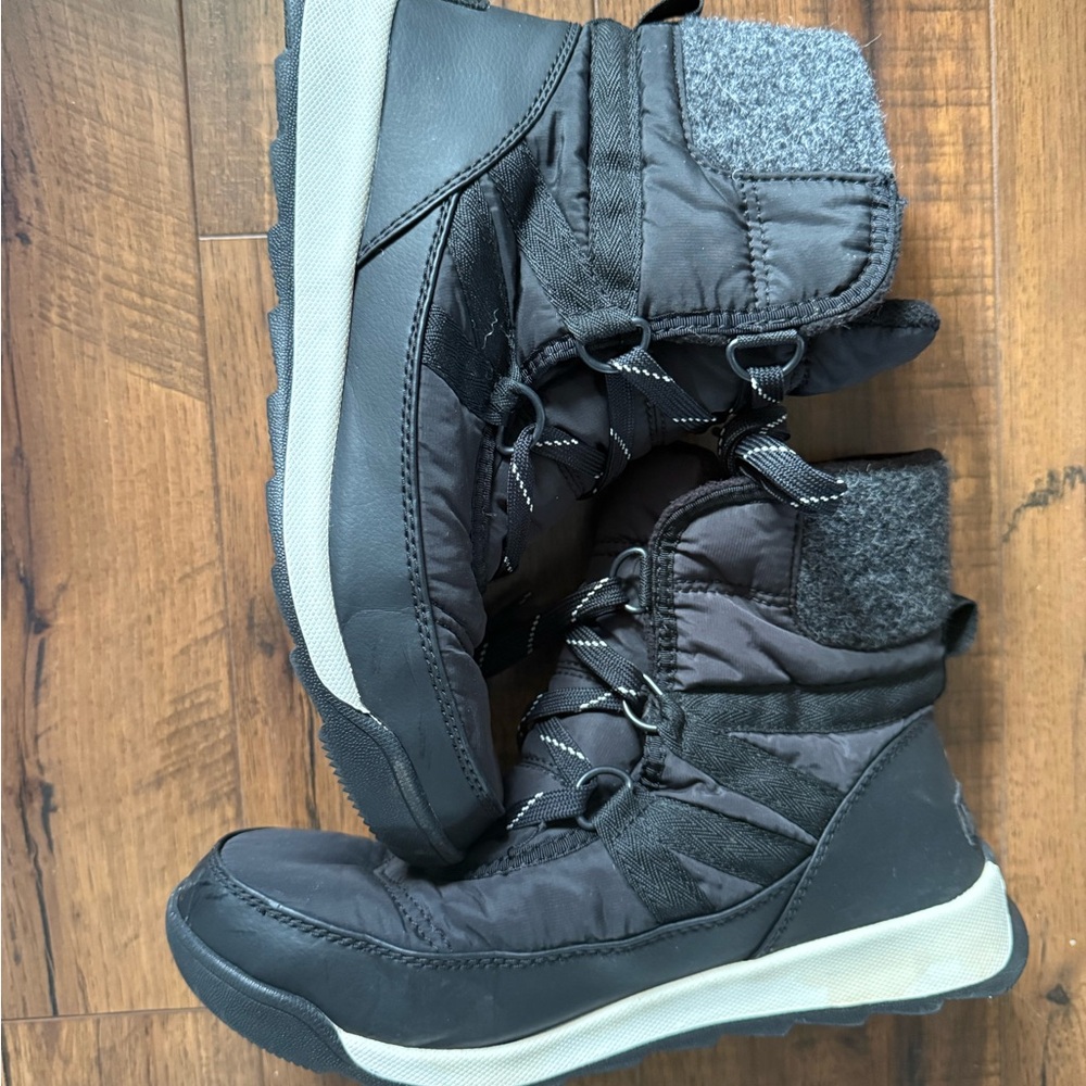 Womens Sorel boots size 7.5 - Picture 3 of 4